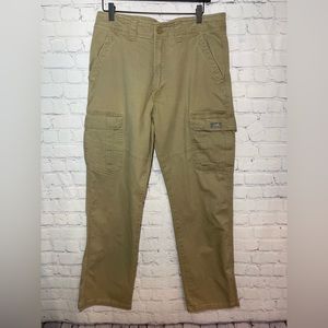 Wrangler relaxed fit size 32x32 tan